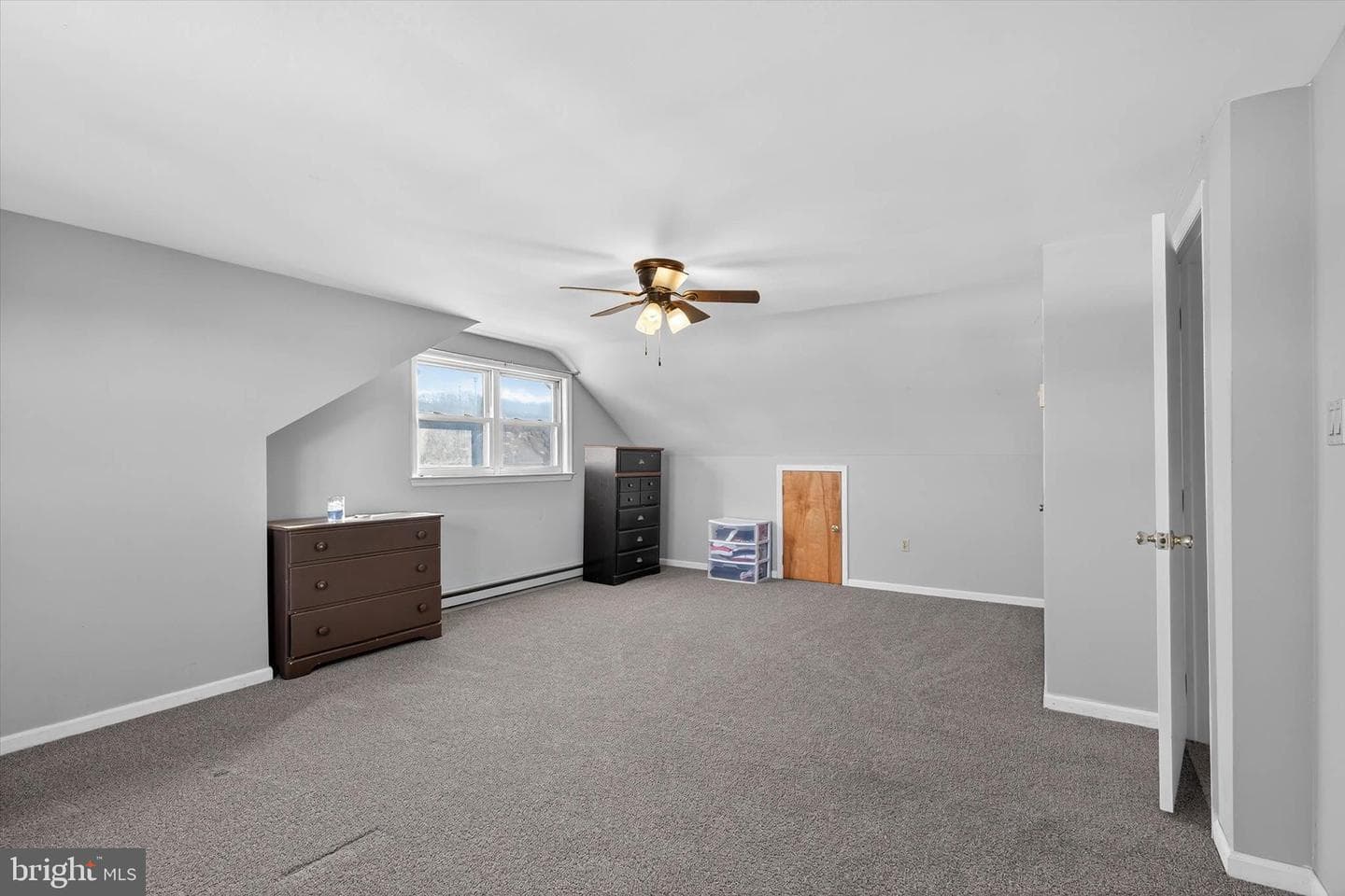 27 Rosemont Avenue photo 20