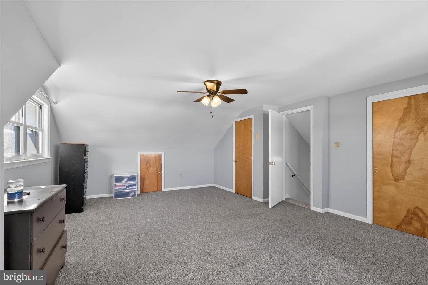 27 Rosemont Avenue photo 22