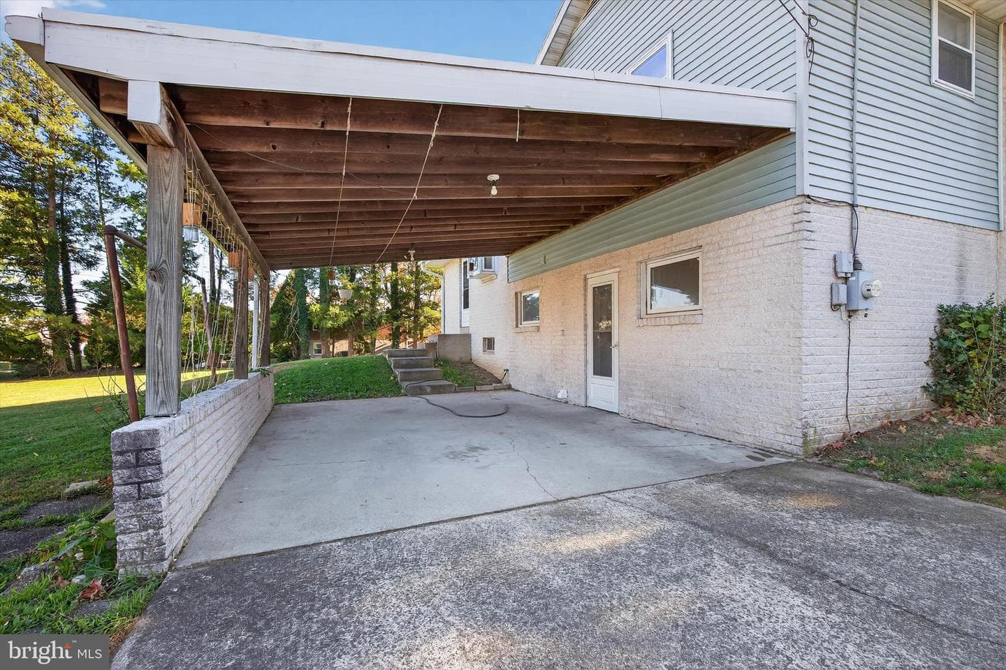 27 Rosemont Avenue photo 35