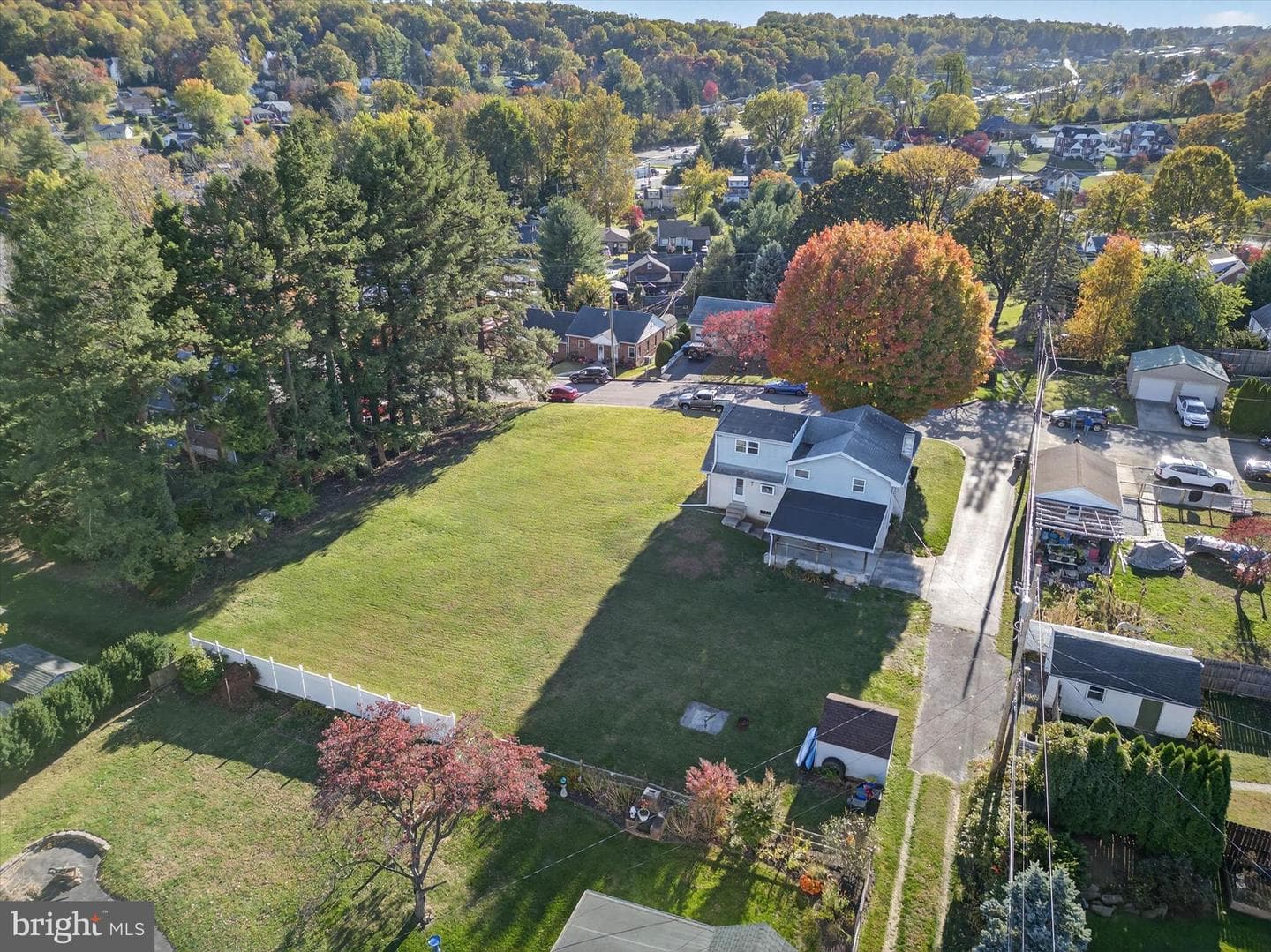 27 Rosemont Avenue photo 44