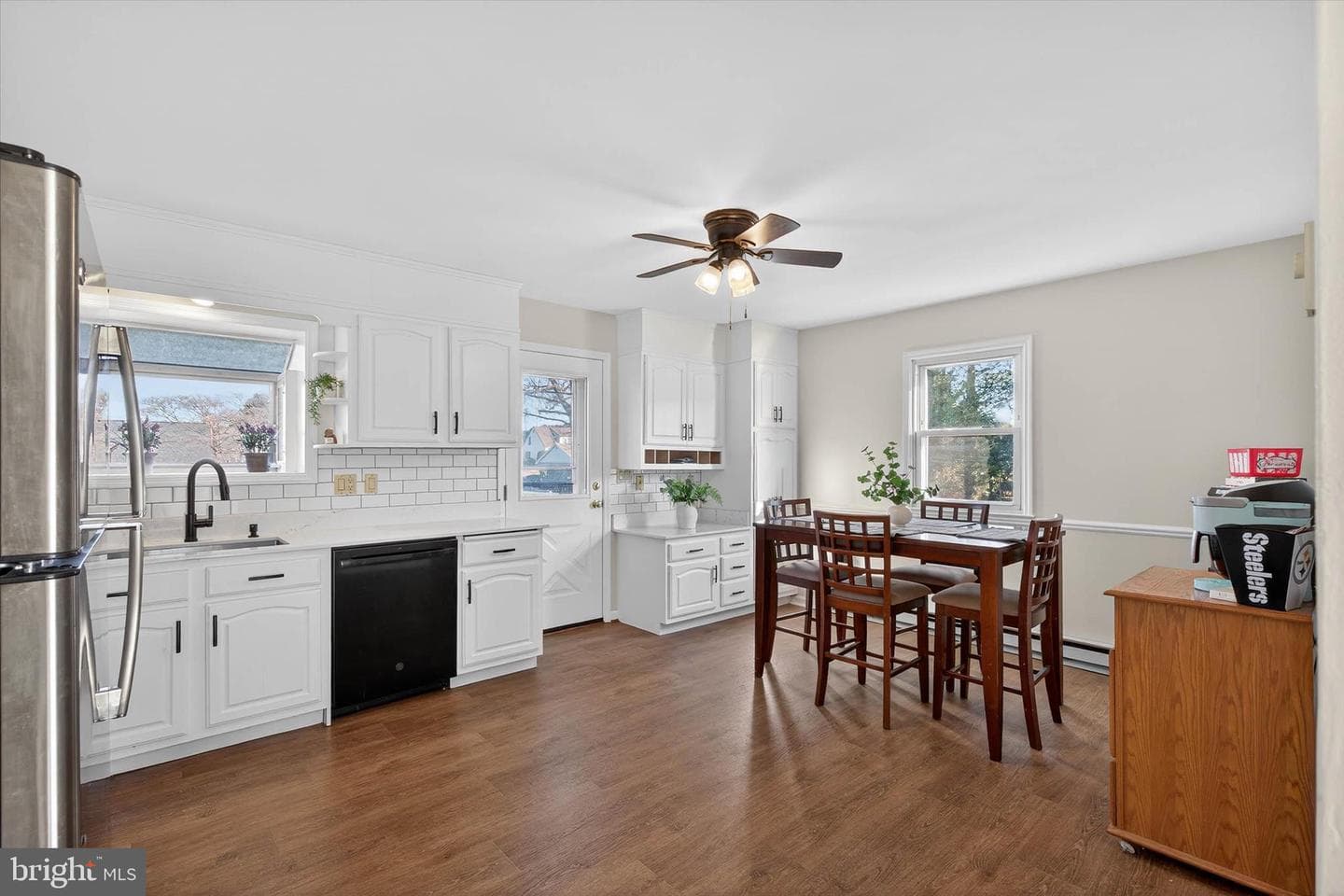 27 Rosemont Avenue photo 7