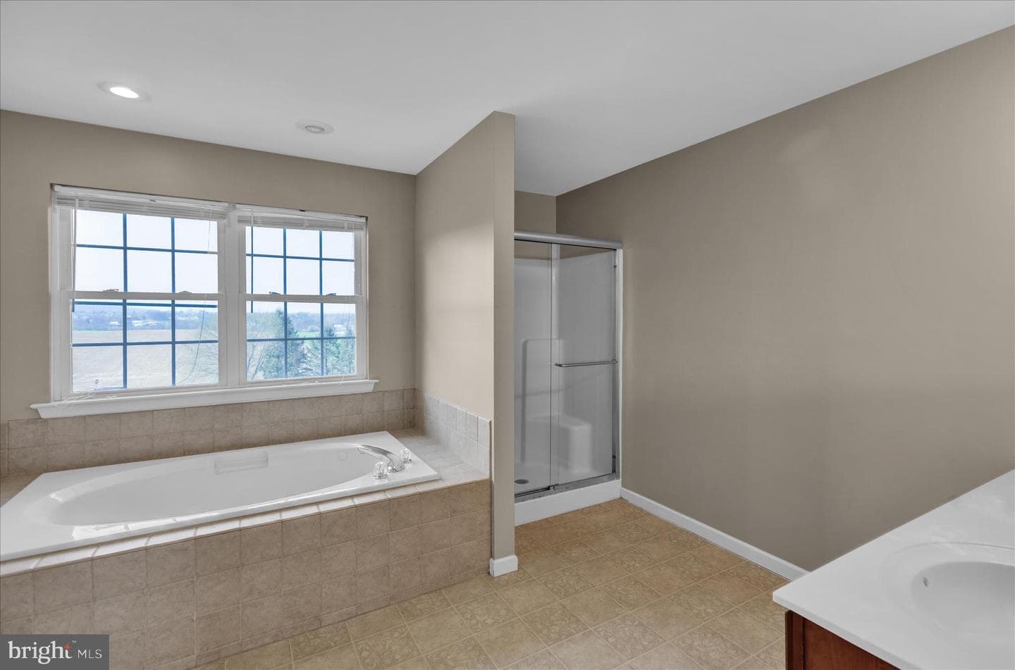 208 N Sandy Lane photo 32