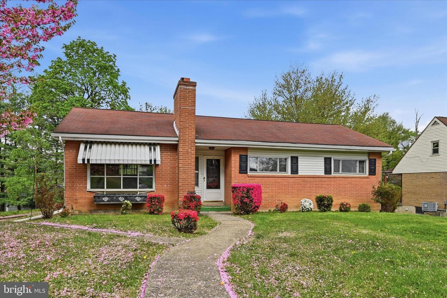 904 Crestview Avenue photo 5