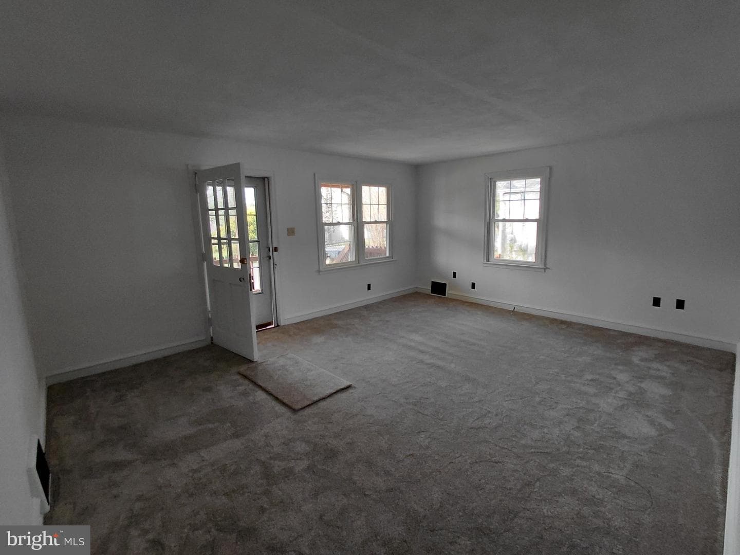 767 Lincoln Road photo 10