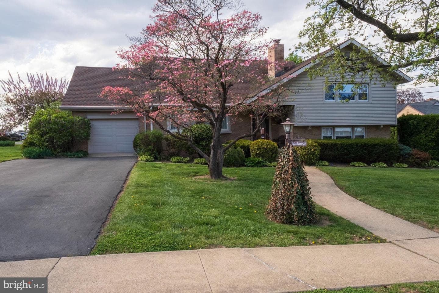 517 Berks Place