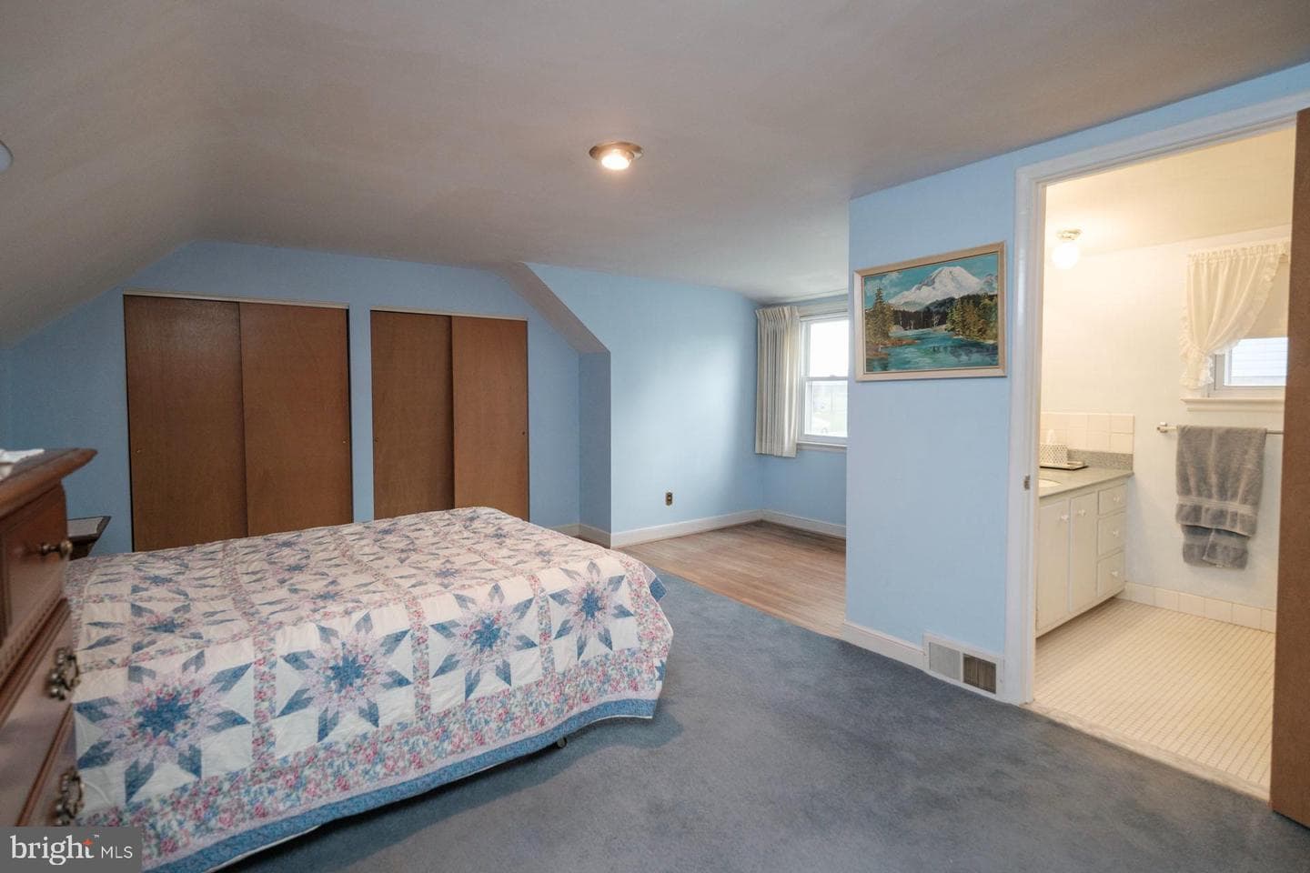 517 Berks Place photo 33