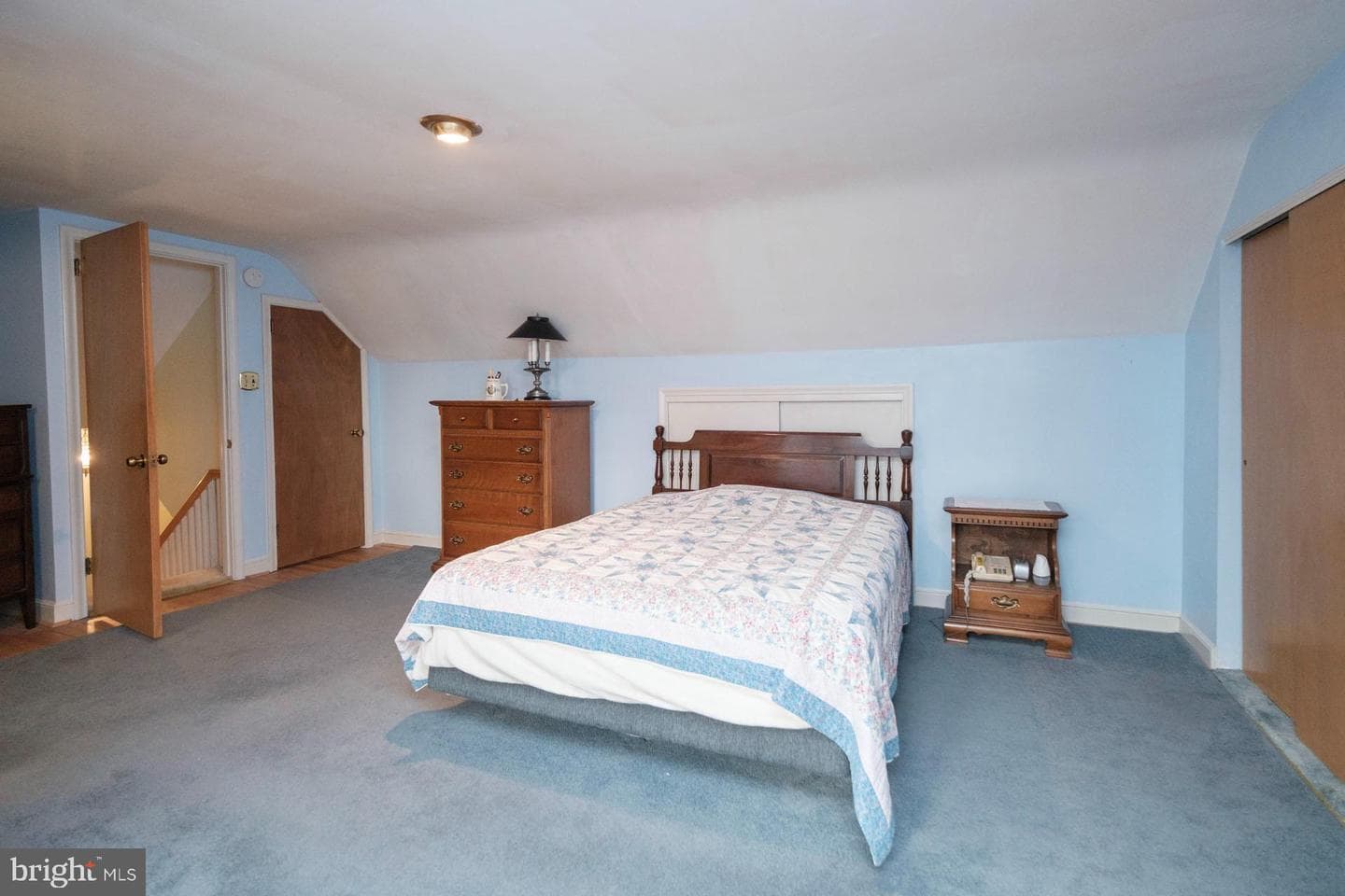 517 Berks Place photo 35
