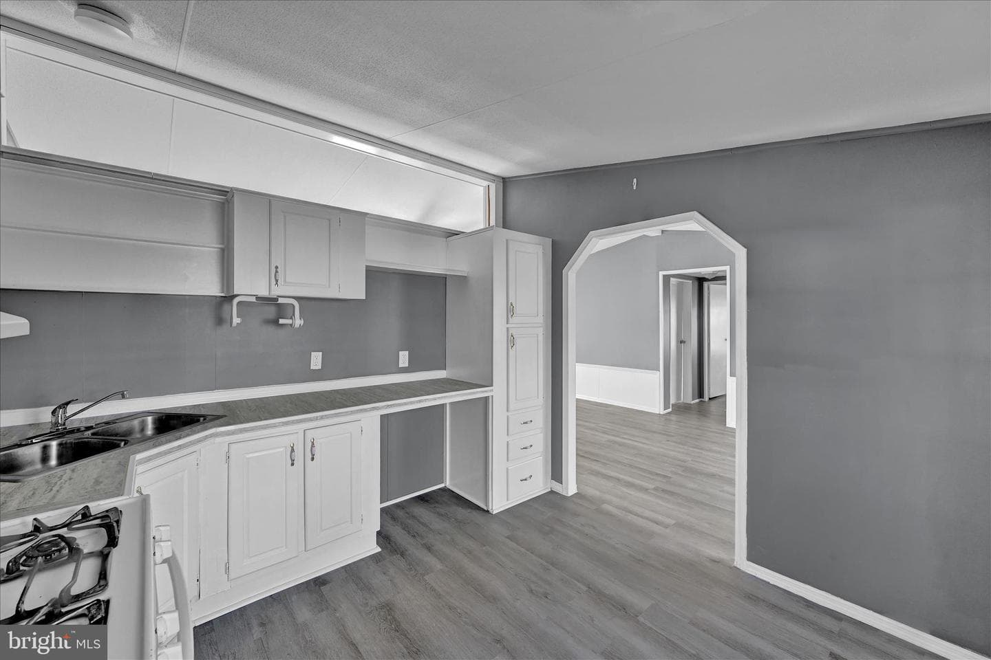 107 White Pine Avenue photo 13