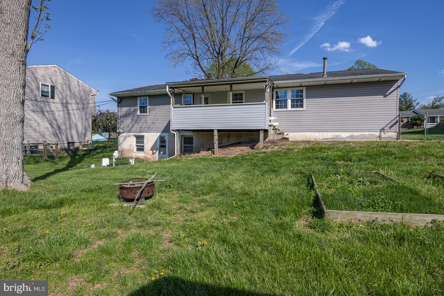 526 Silver Brook Drive photo 16