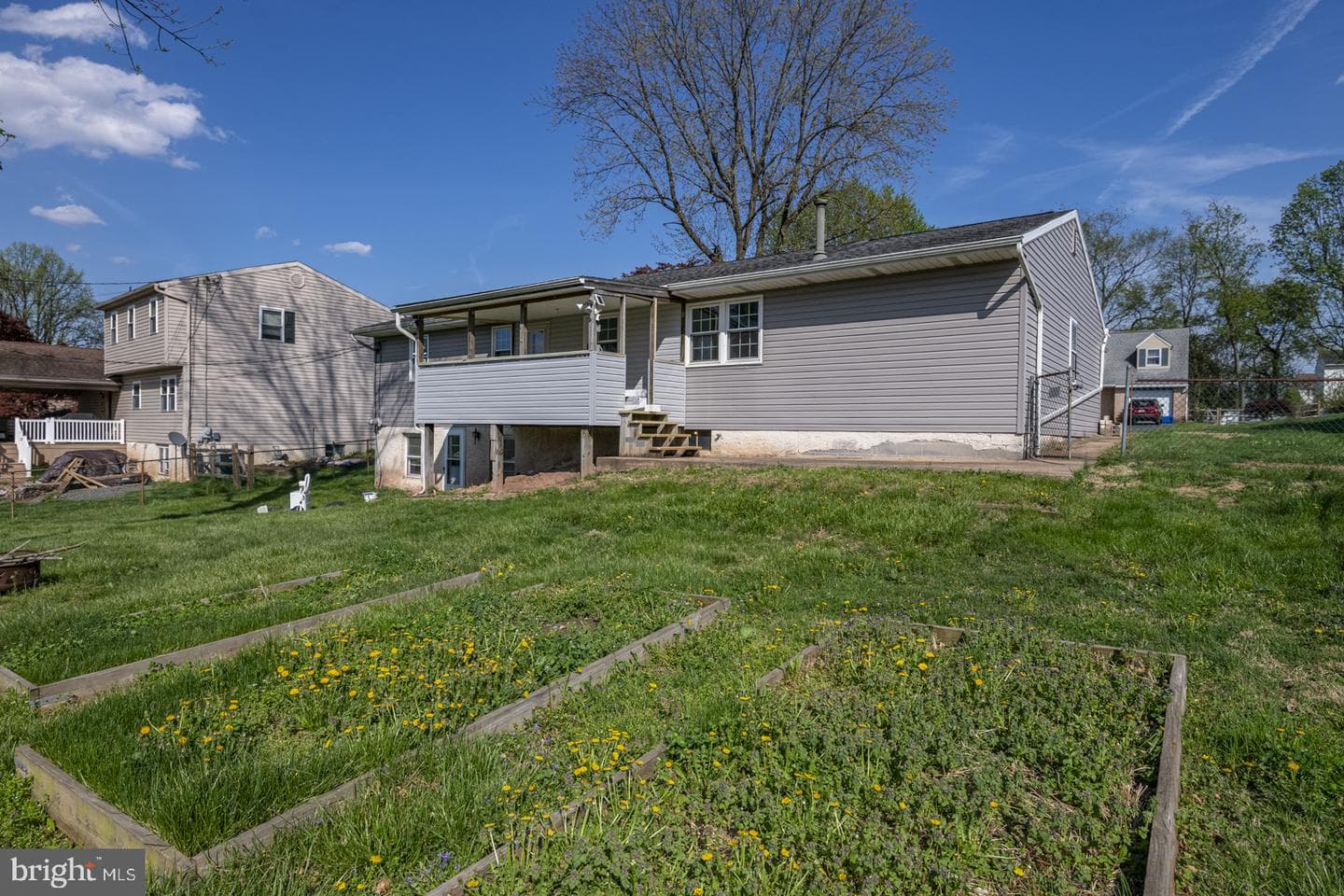 526 Silver Brook Drive photo 17