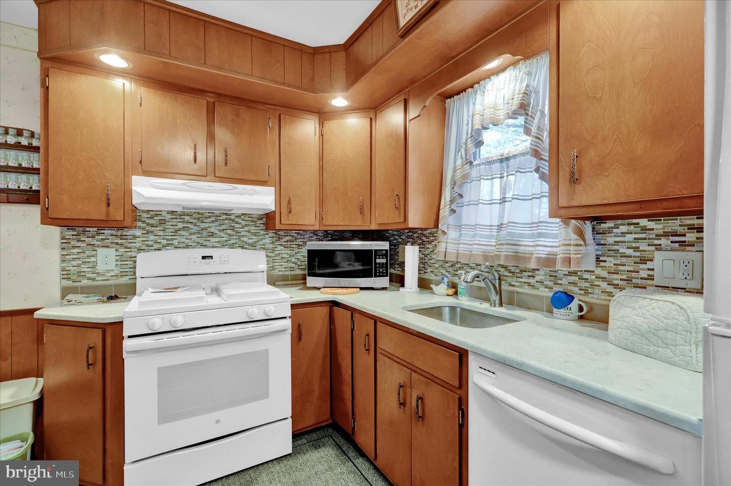 9 Wingert Road photo 4