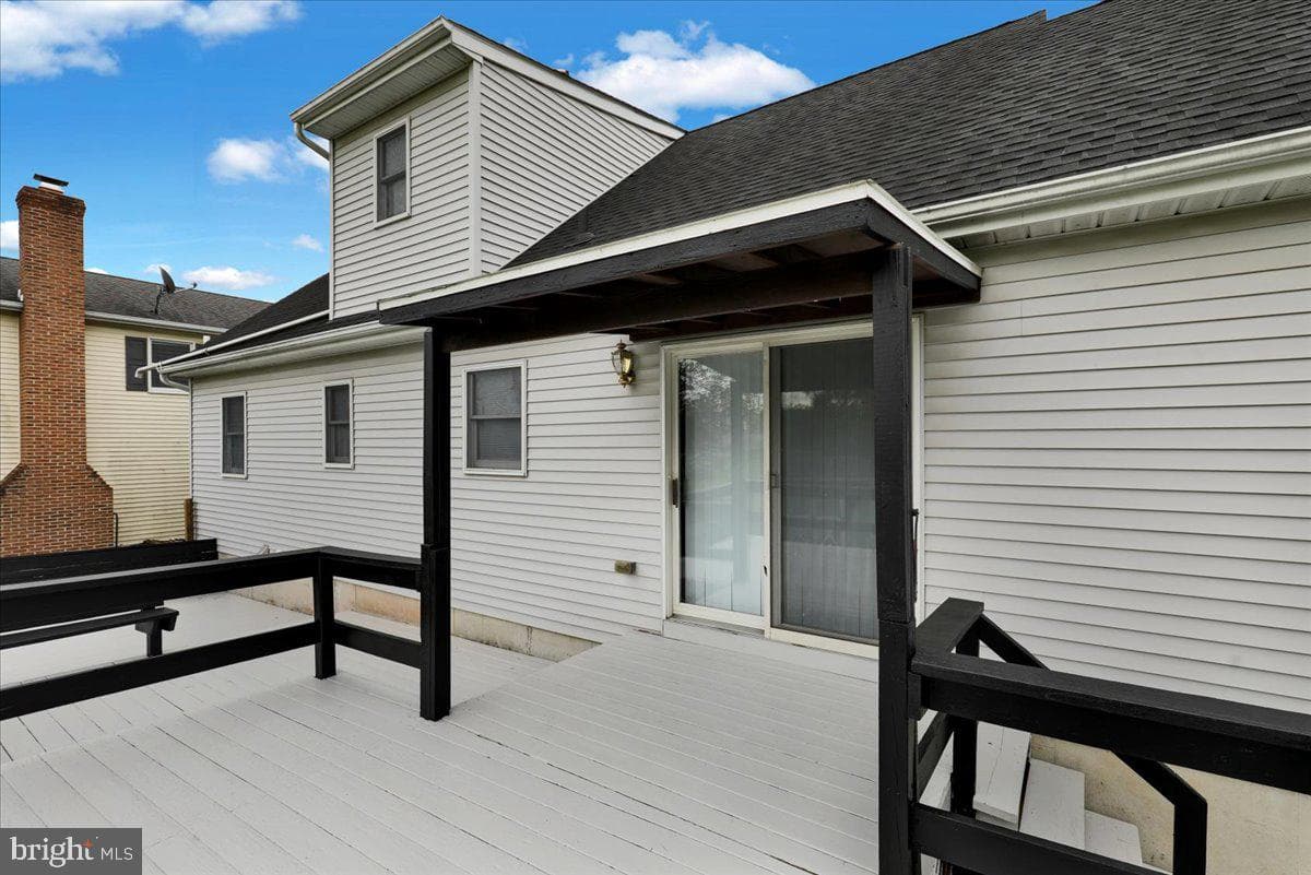 1311 Fredrick Boulevard photo 32