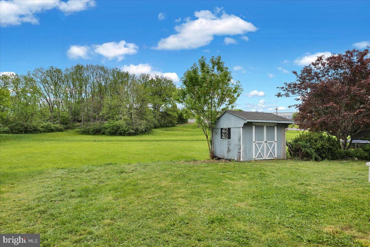 1311 Fredrick Boulevard photo 36
