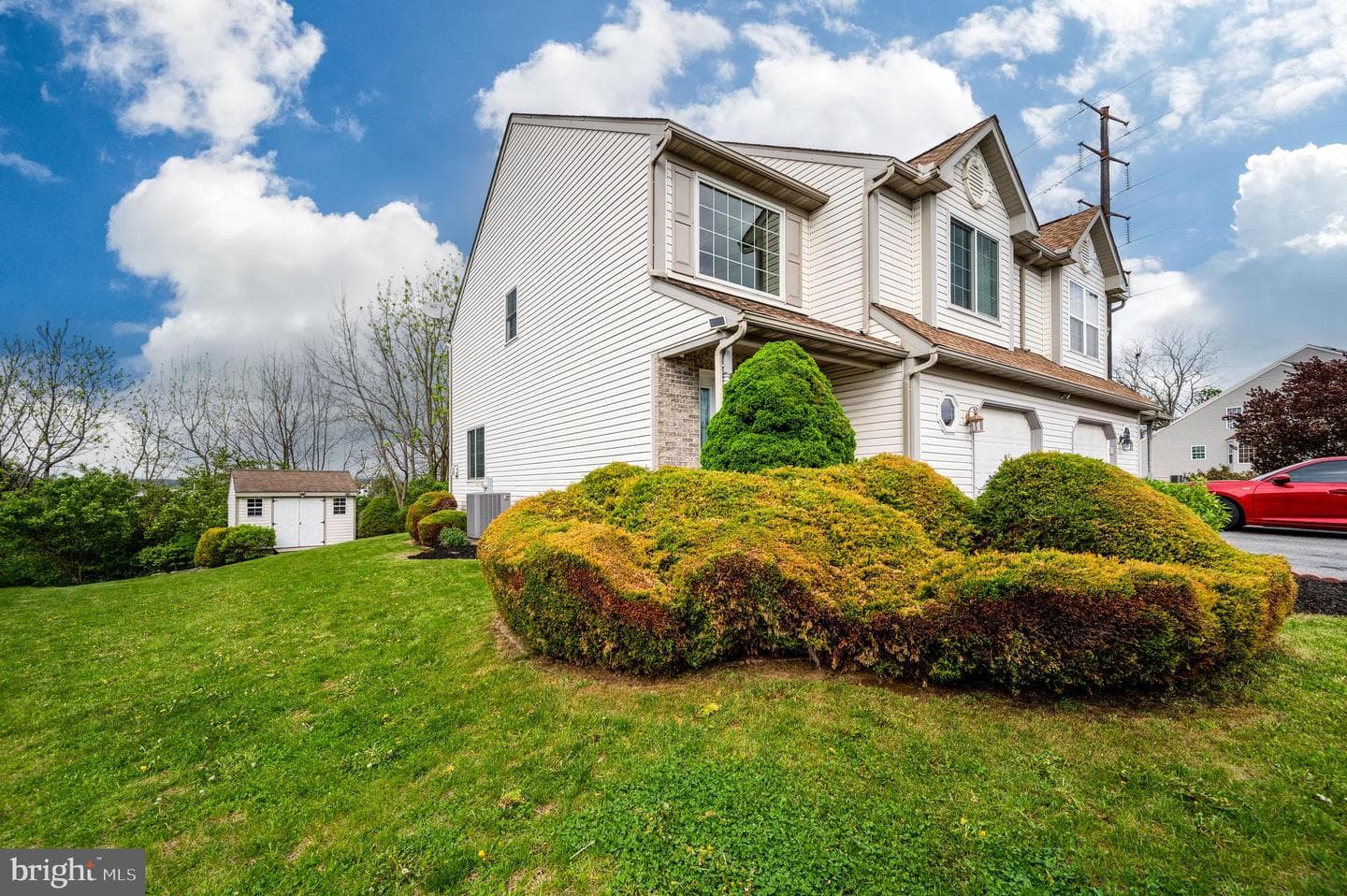 104 Michigan Drive photo 4