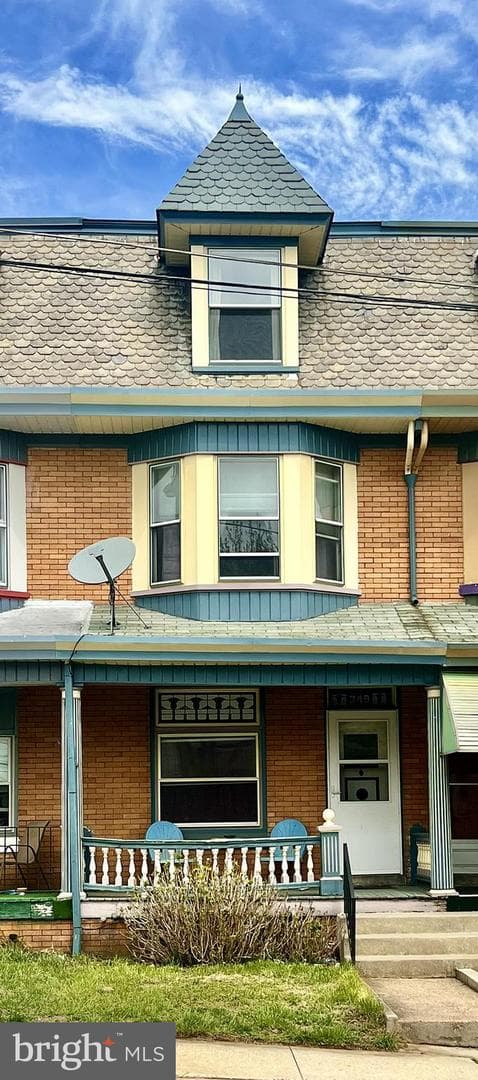349 Chestnut Street