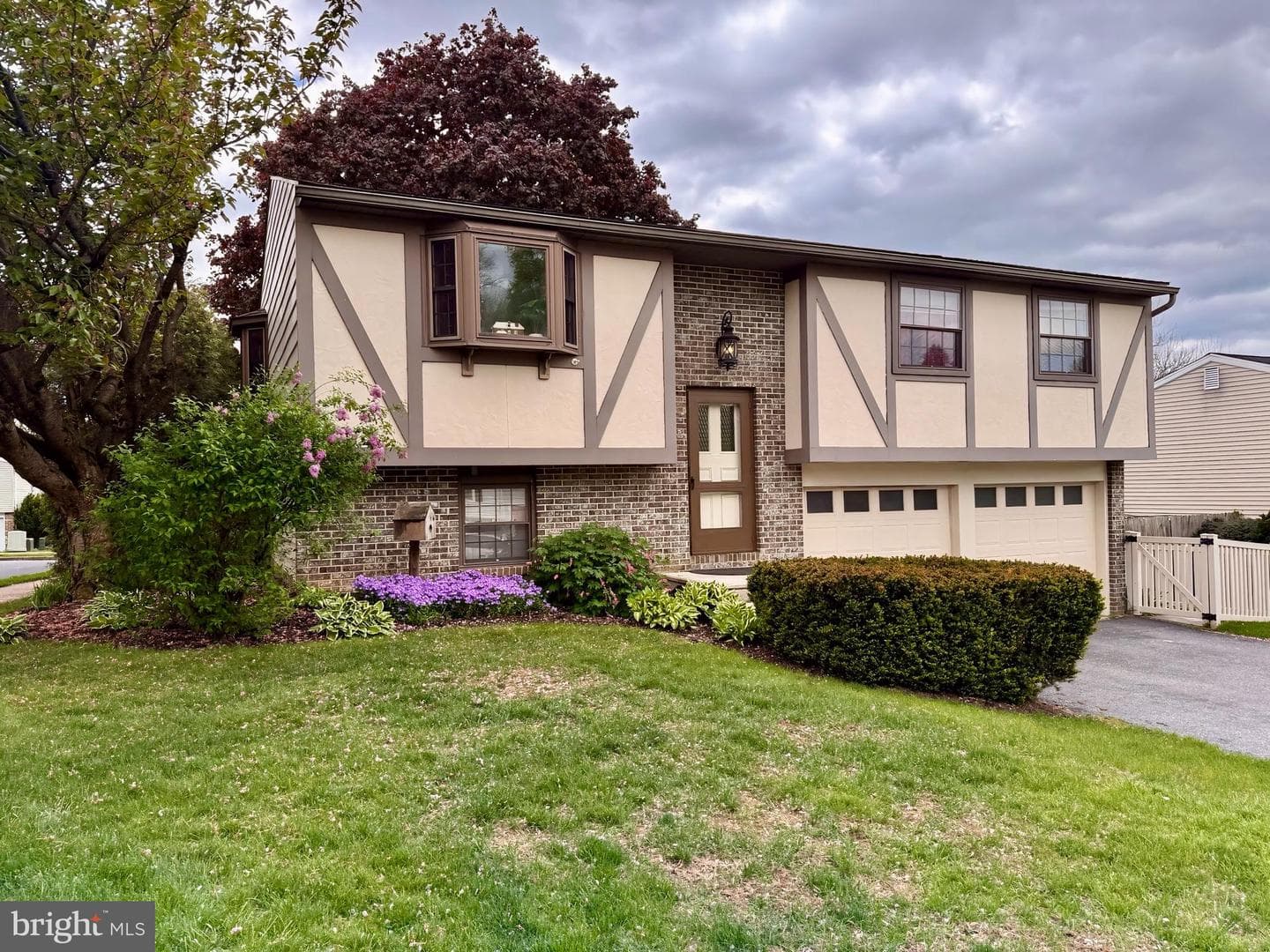 3614 Orchard Court photo 2
