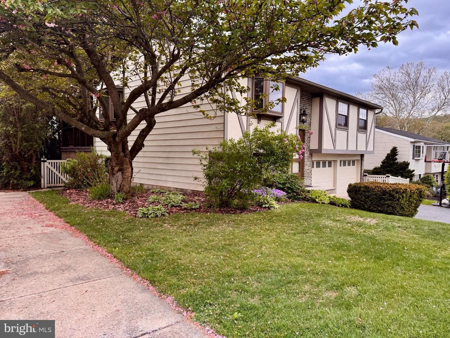 3614 Orchard Court photo 3