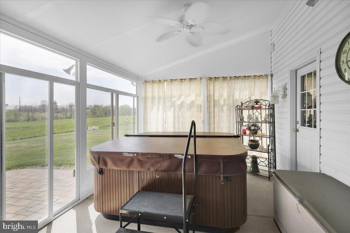 404 Southfield Drive photo 40