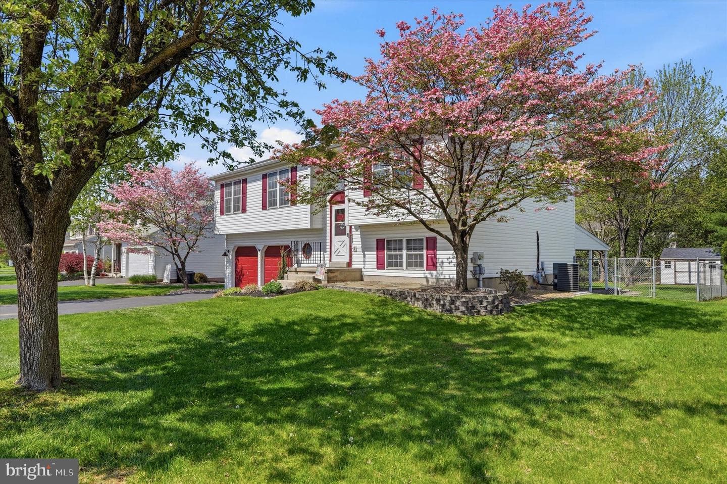 4451 Green Tree Road photo 3