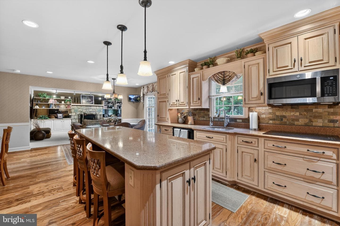 100 Deborah Drive photo 12