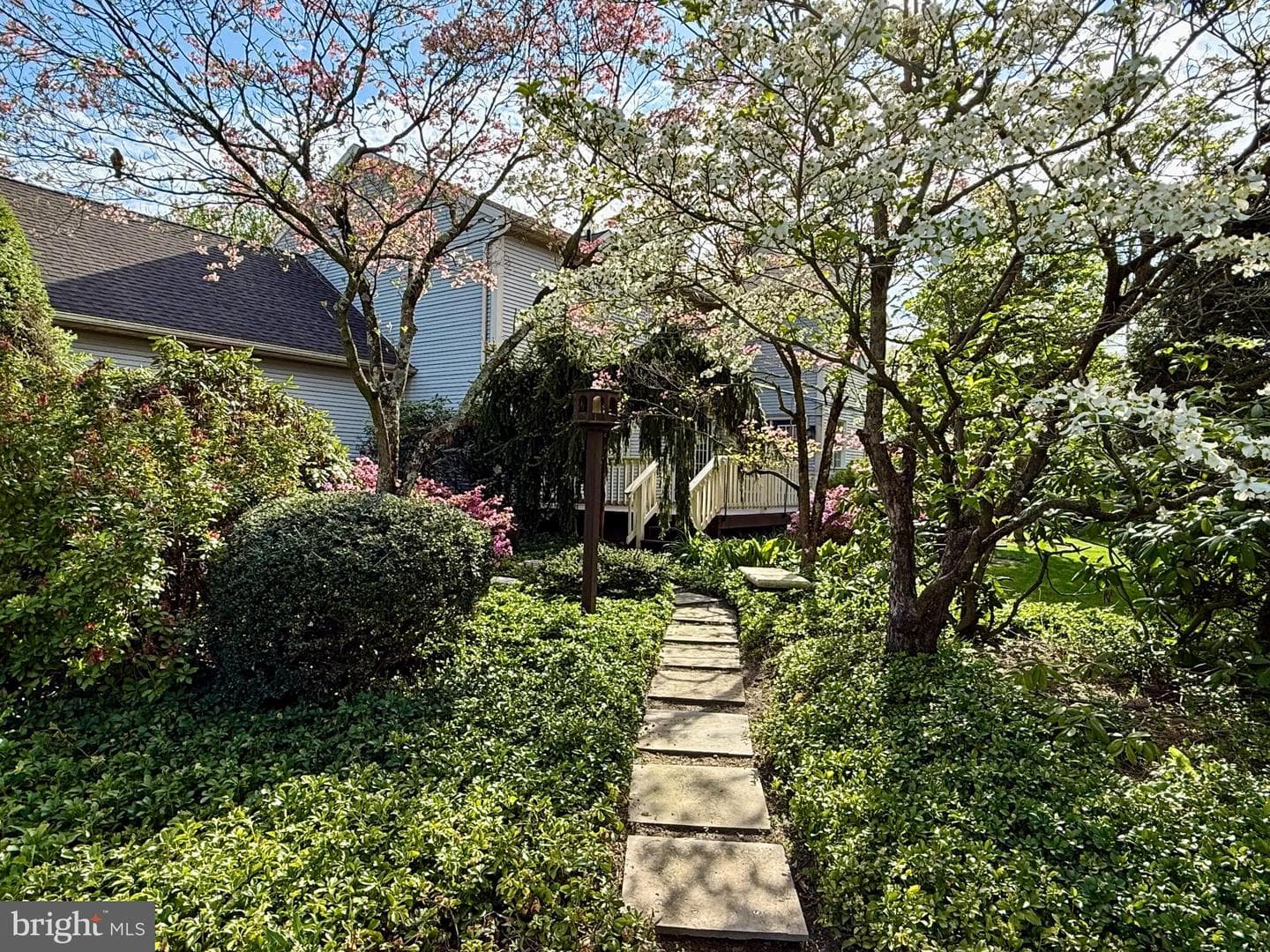 100 Deborah Drive photo 42