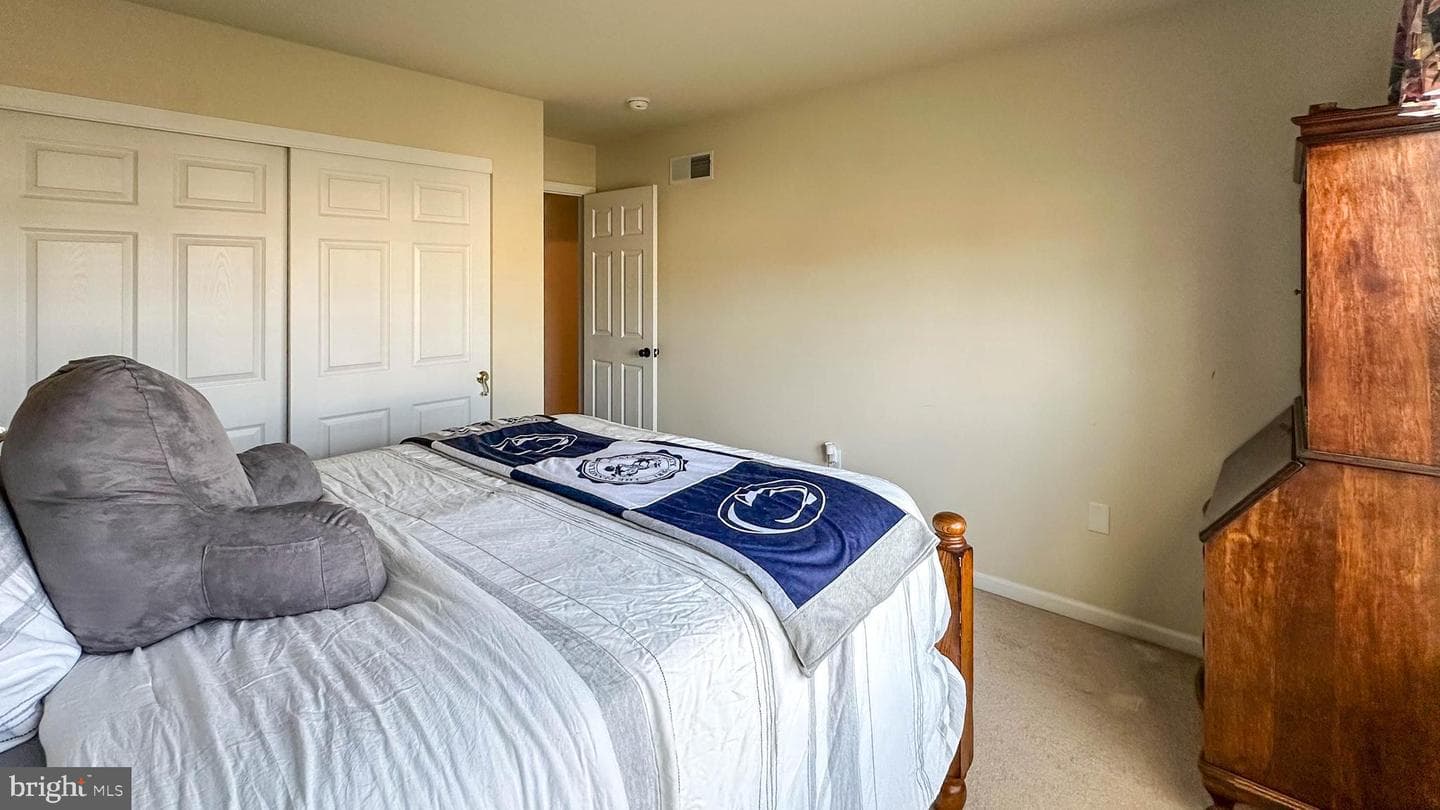 458 Appian Way photo 31