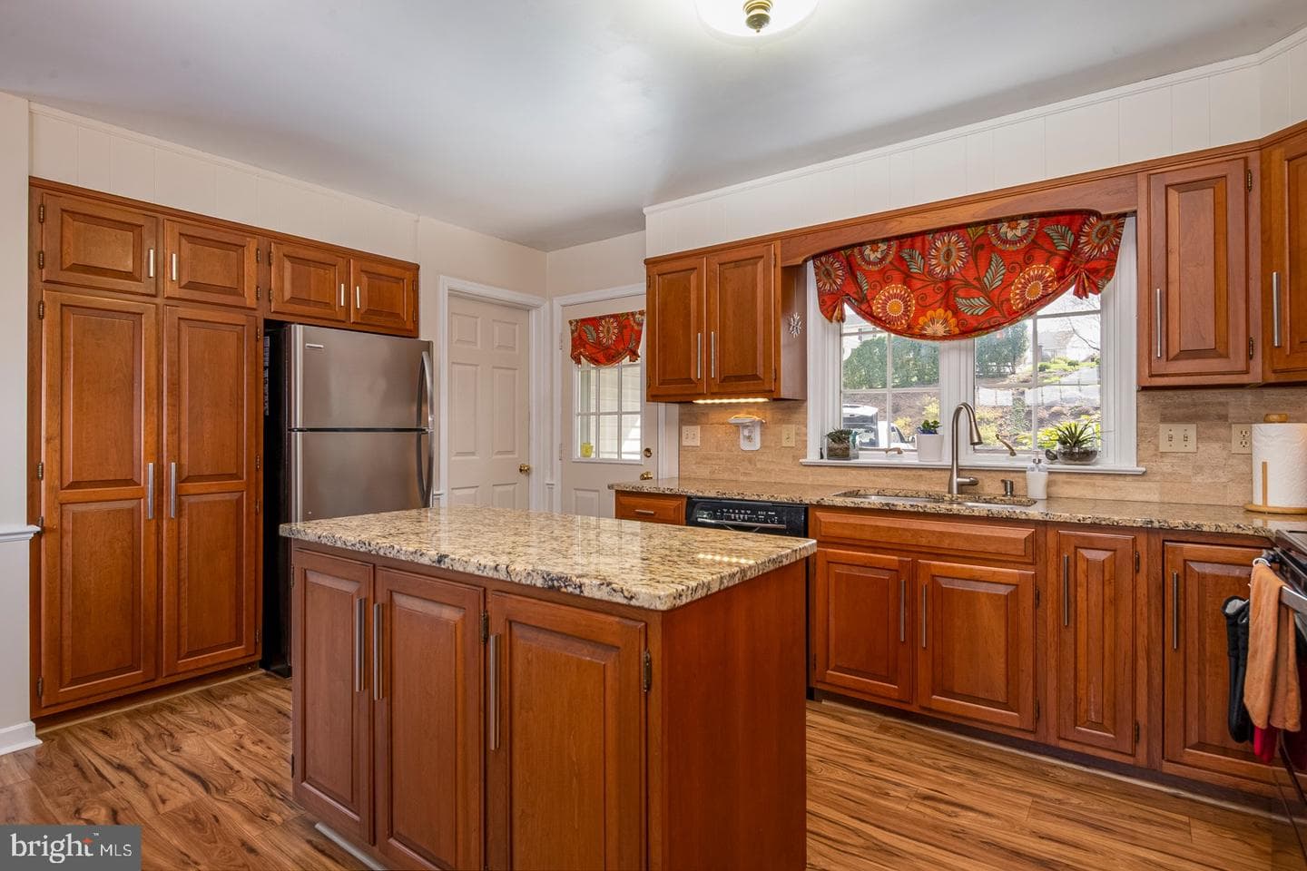 31 Estates Drive photo 12