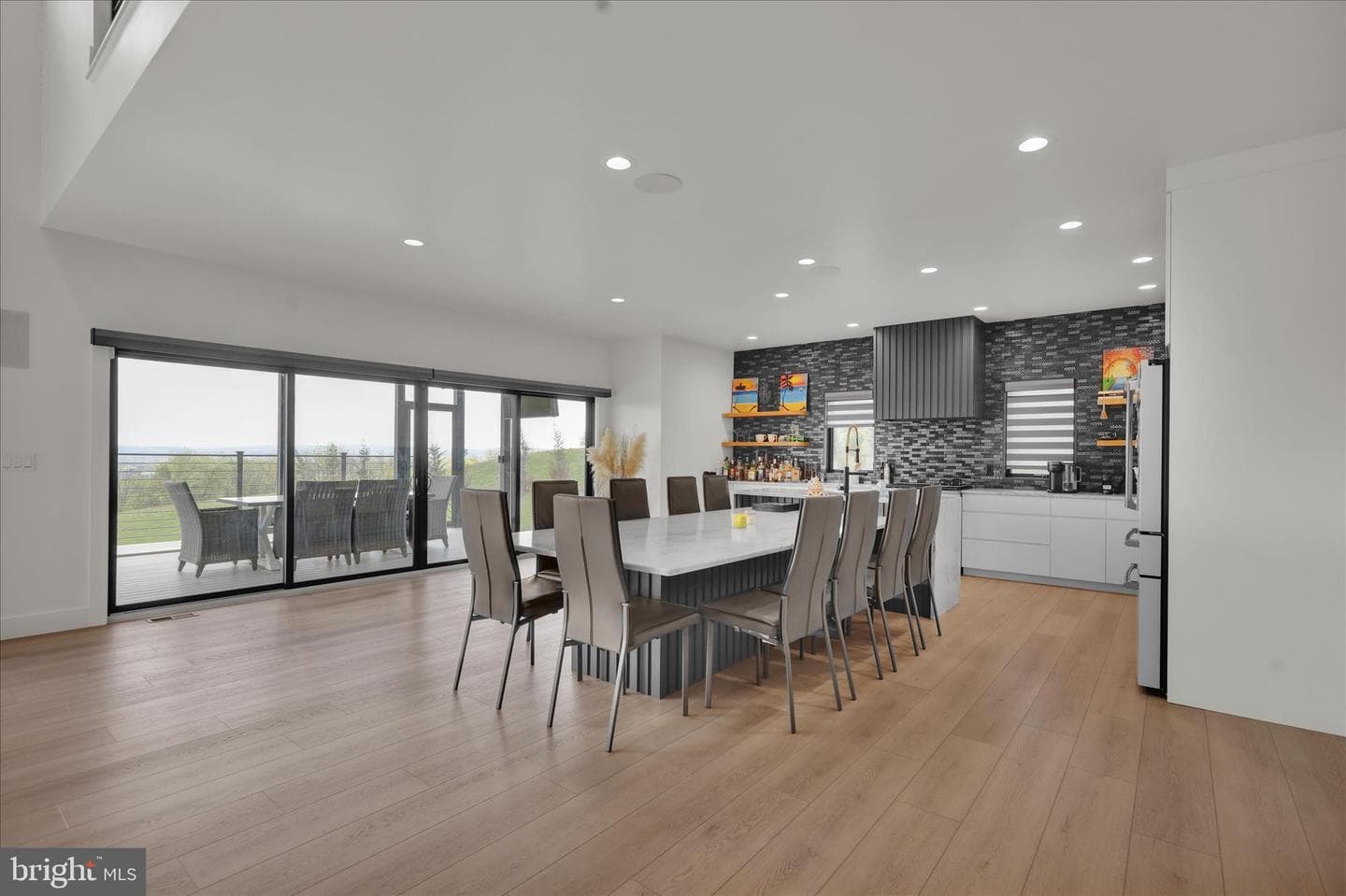 1064 Rick Road photo 8