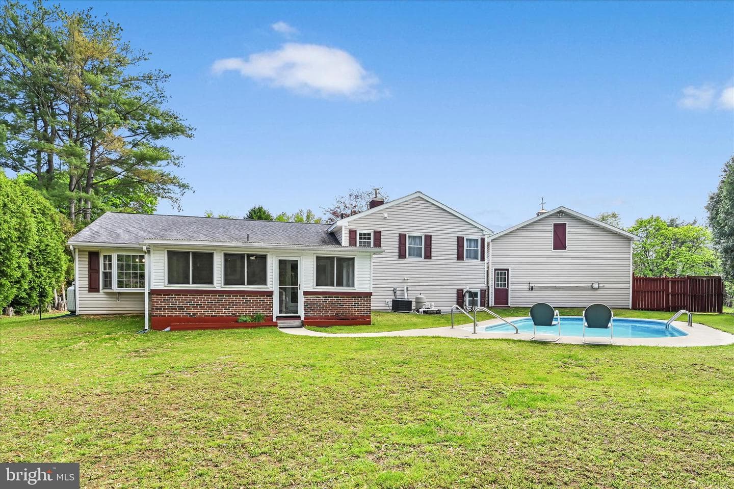2 Cathy Ann Drive photo 35
