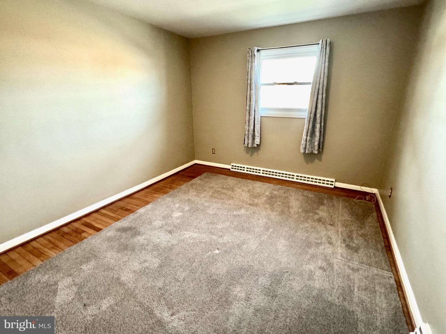 108 Lincoln Avenue photo 13