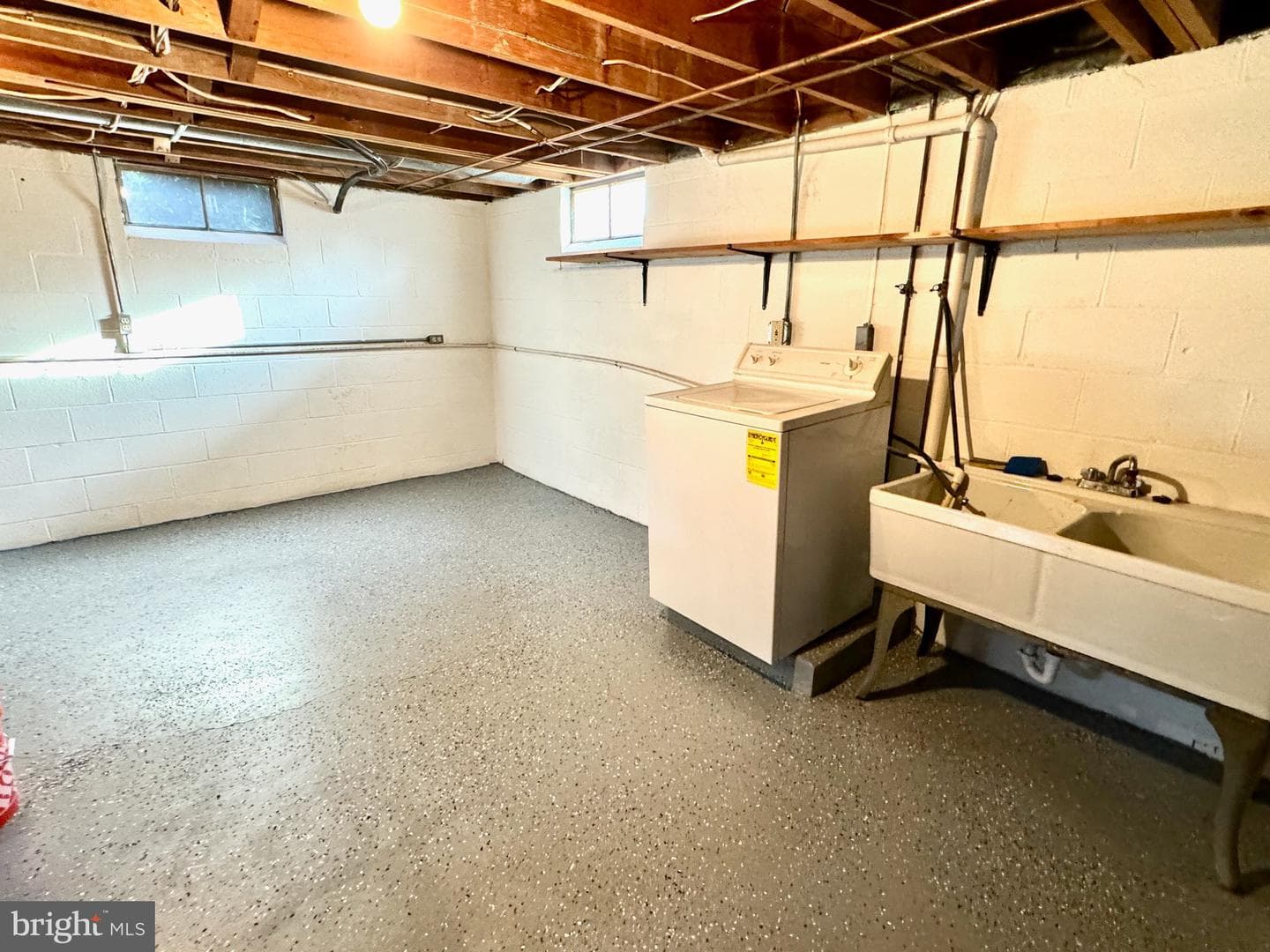 108 Lincoln Avenue photo 18