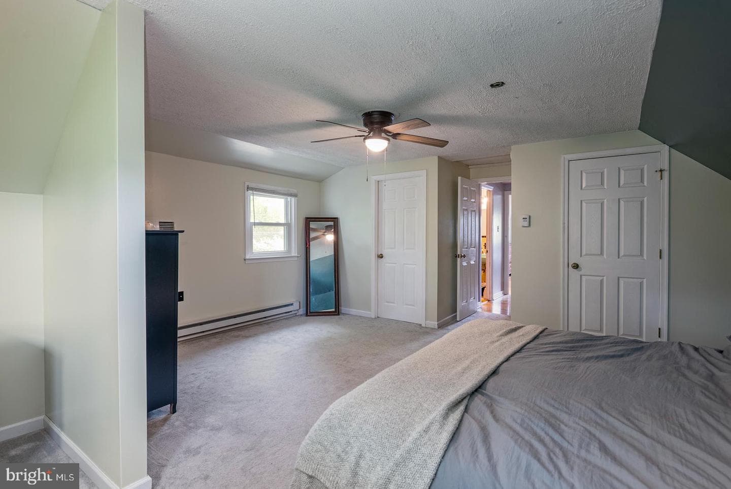 136 Bradley Avenue photo 15