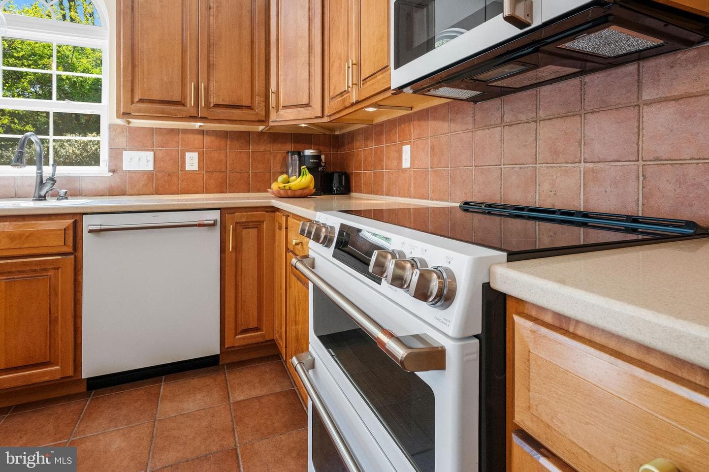 304 Herington Drive photo 28