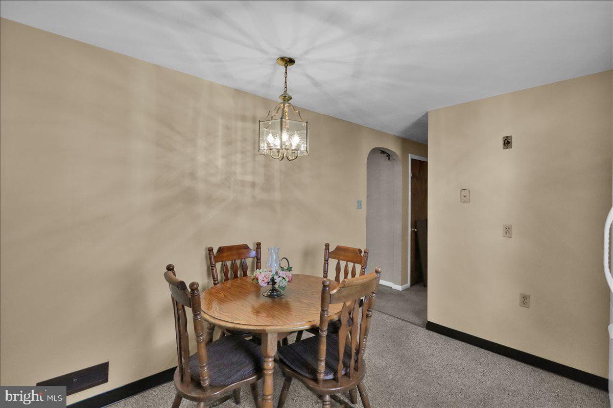 836 Rhodora Avenue photo 7