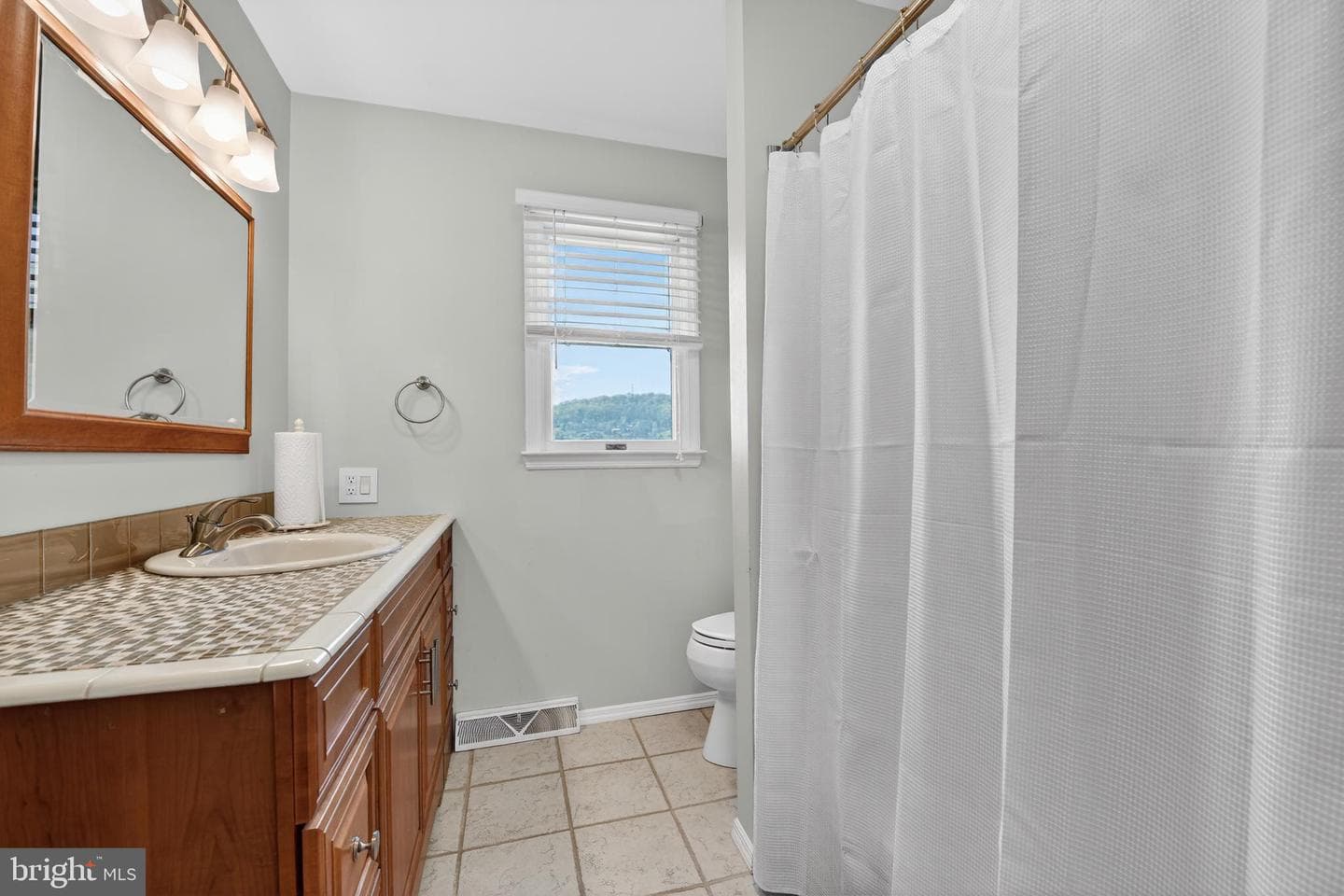 2614 Whittier Avenue photo 28