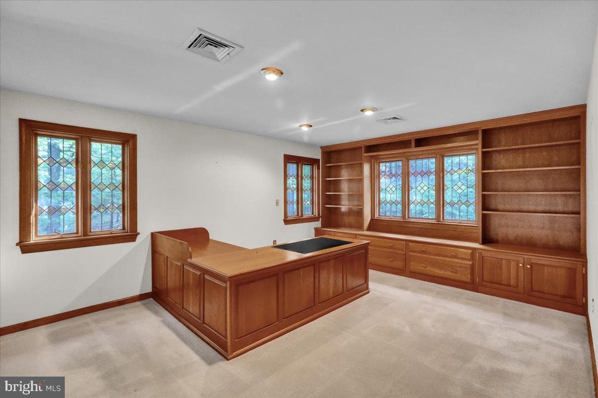 34 Hessian Boulevard photo 38