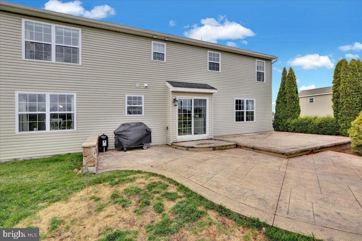 221 Oval Drive photo 36