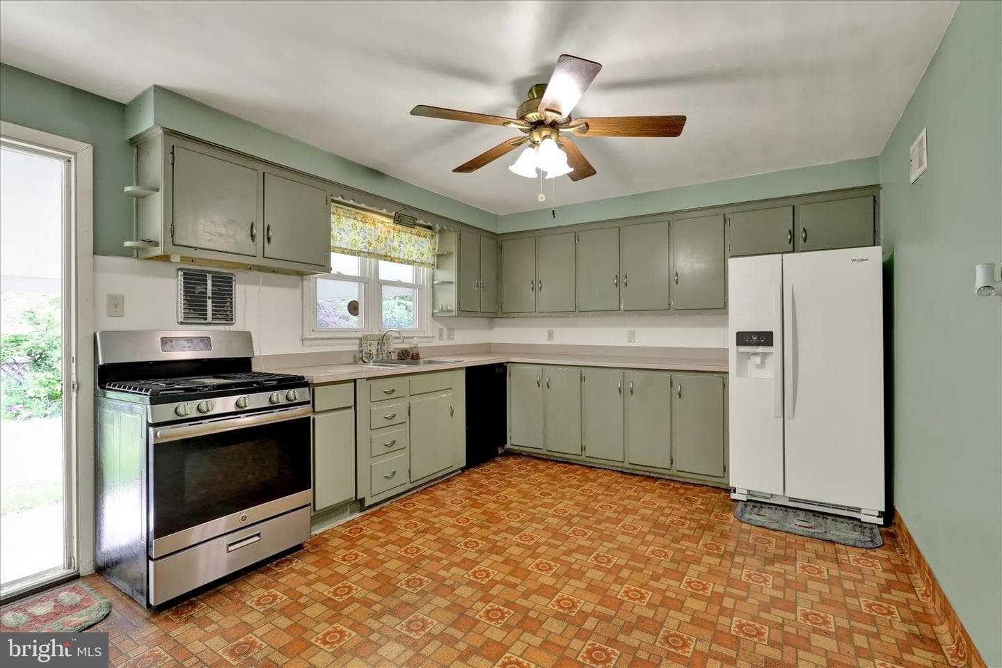 20 Valley Road photo 7