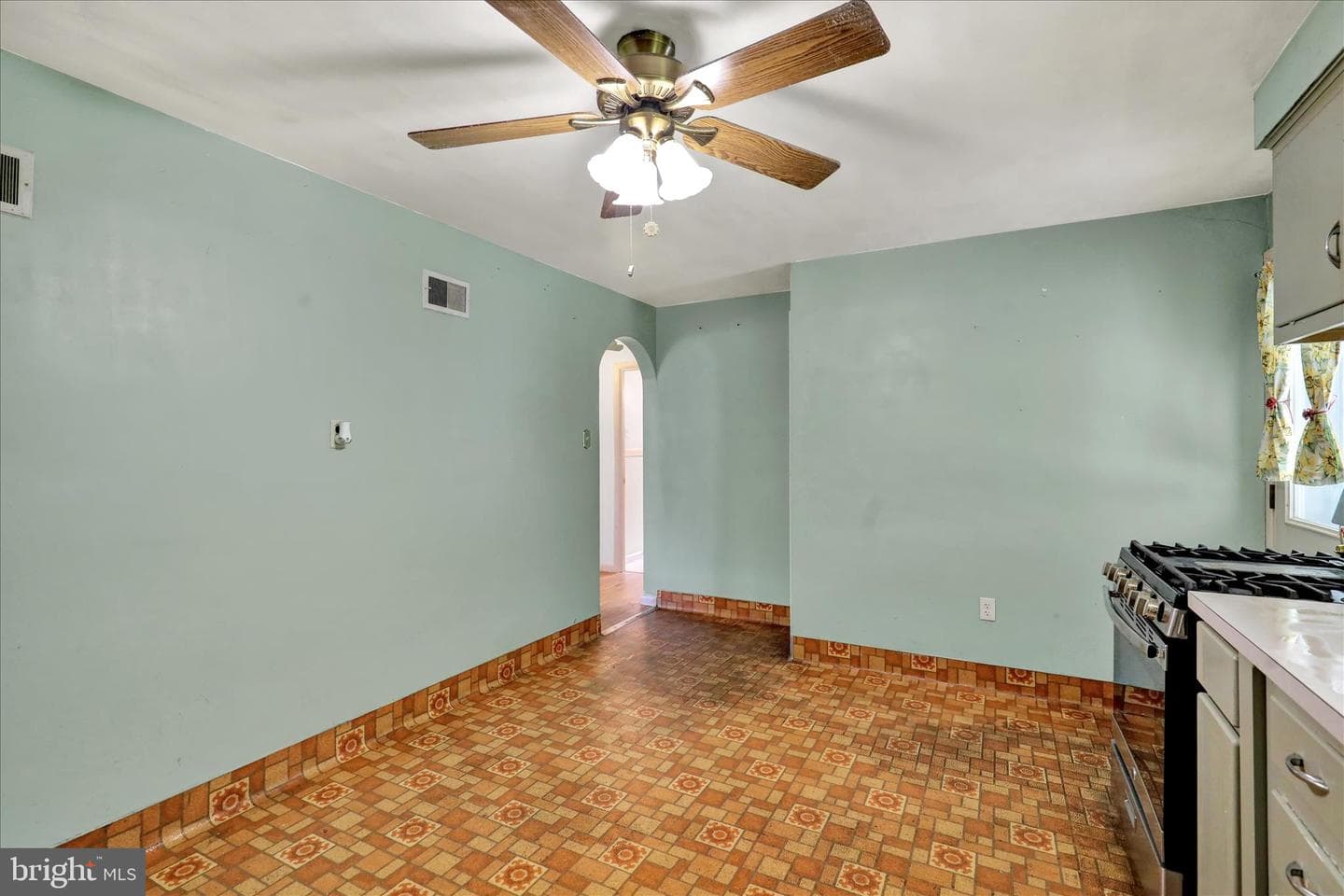 20 Valley Road photo 9