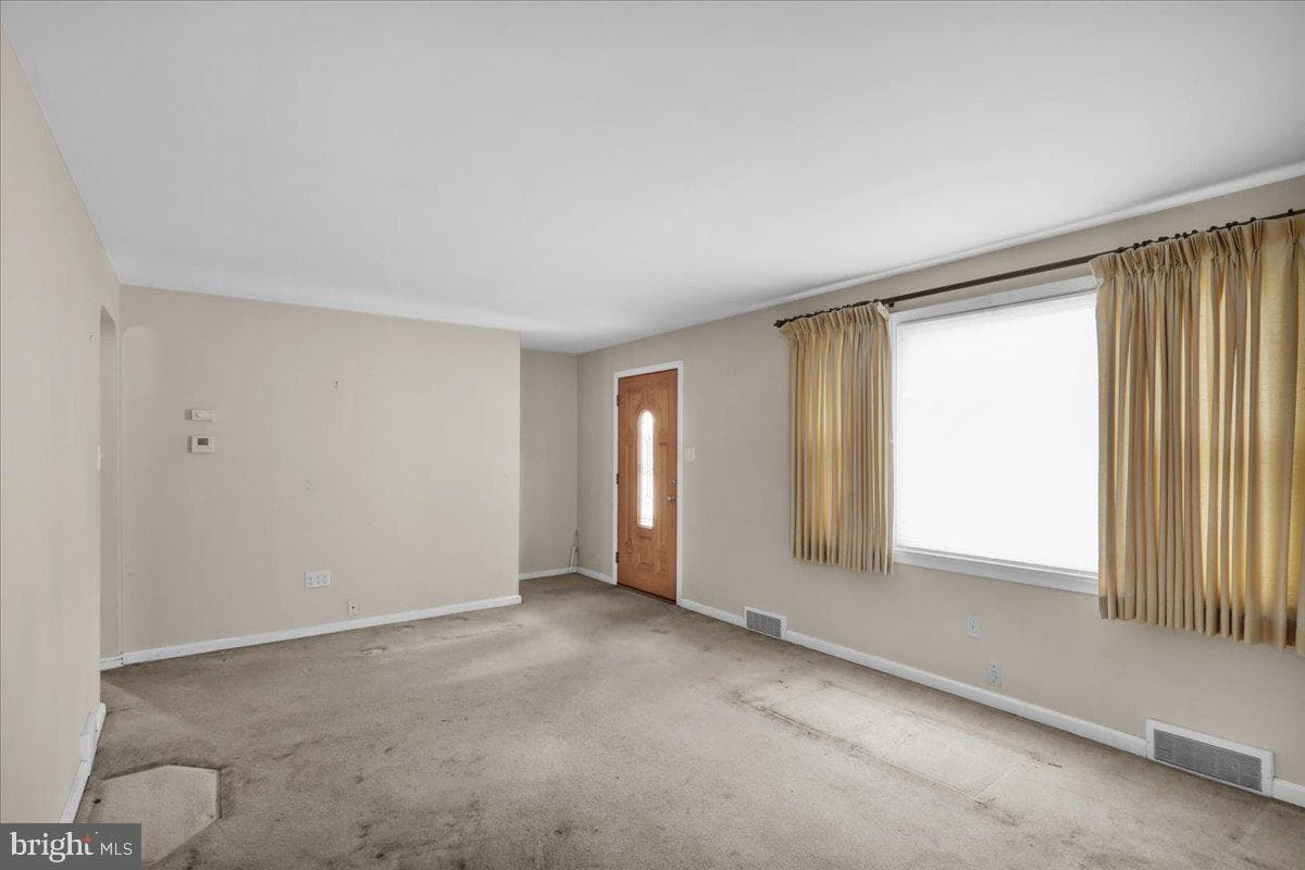 27 Woodland Road photo 6