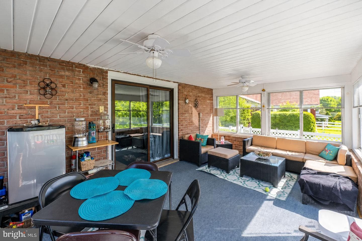 324 Holland Street photo 11
