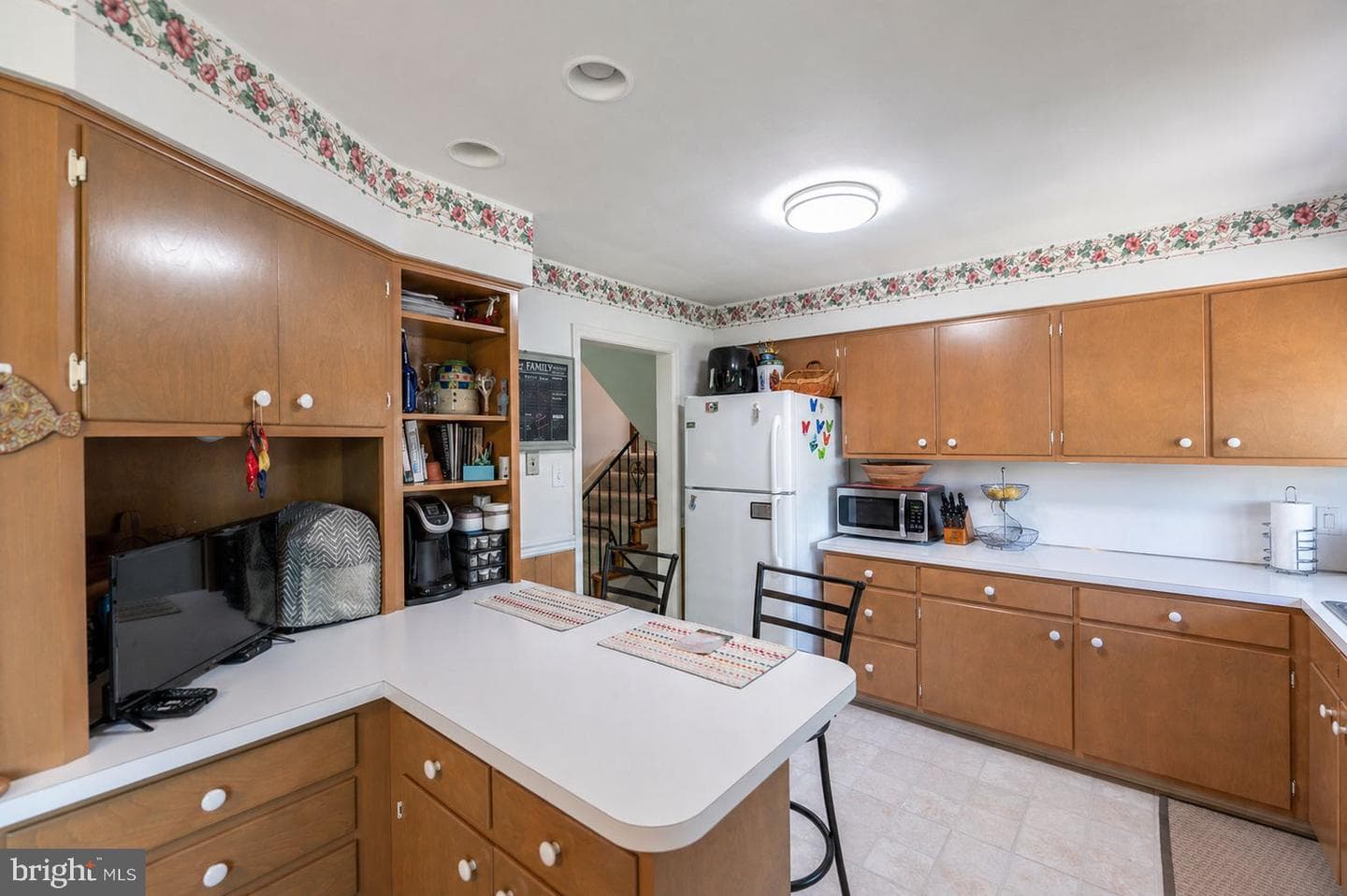 324 Holland Street photo 30