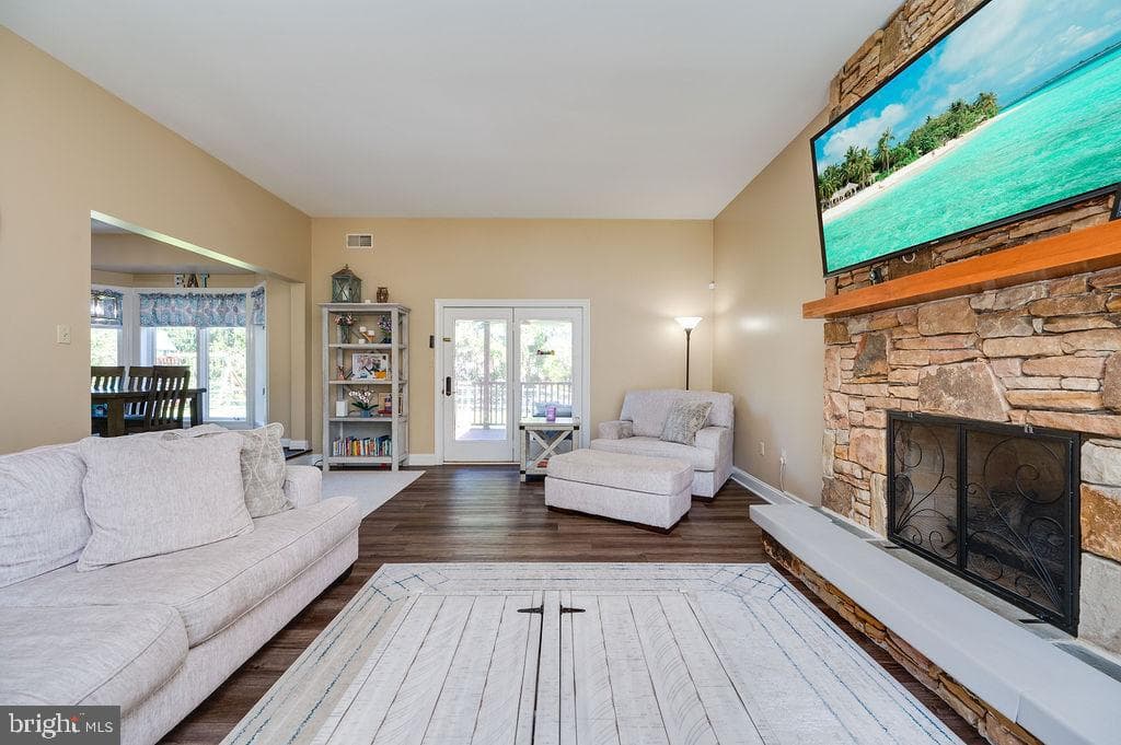 24 Sycamore Drive photo 13