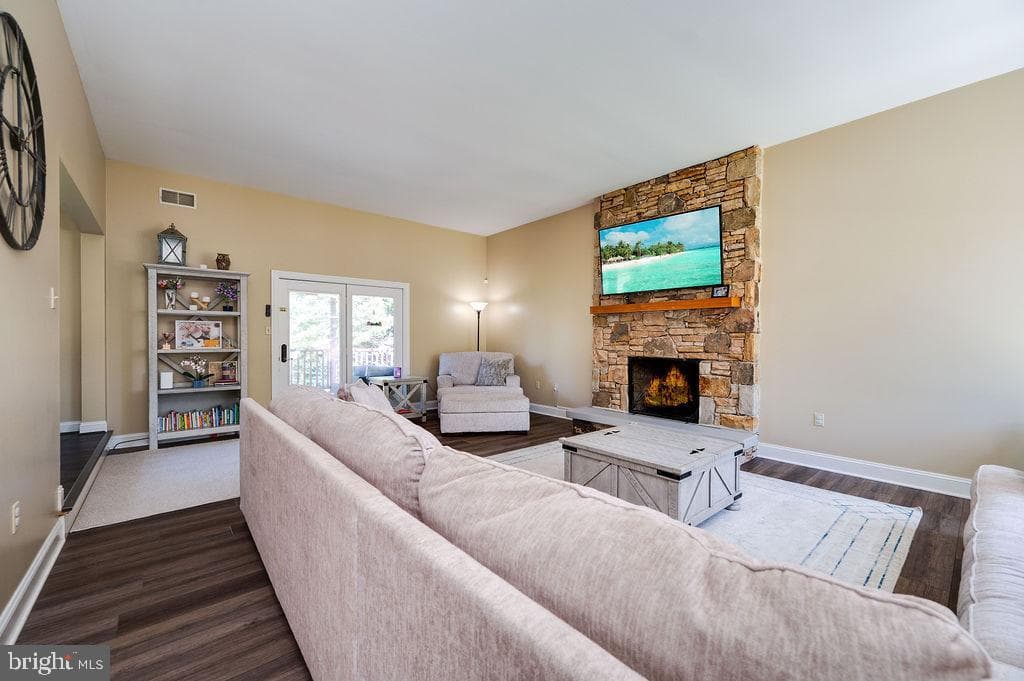 24 Sycamore Drive photo 9