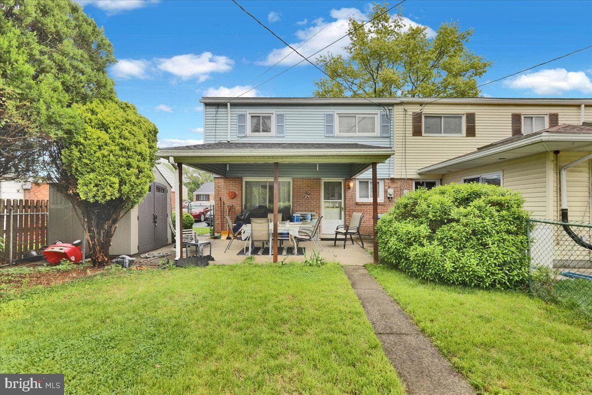 202 Columbia Avenue photo 18