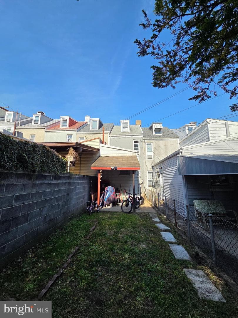 559 S 14th Street photo 7