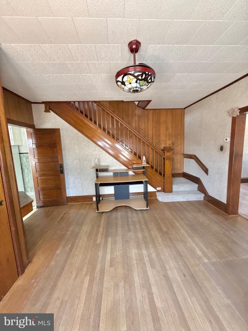 3416 Montclare Street photo 7