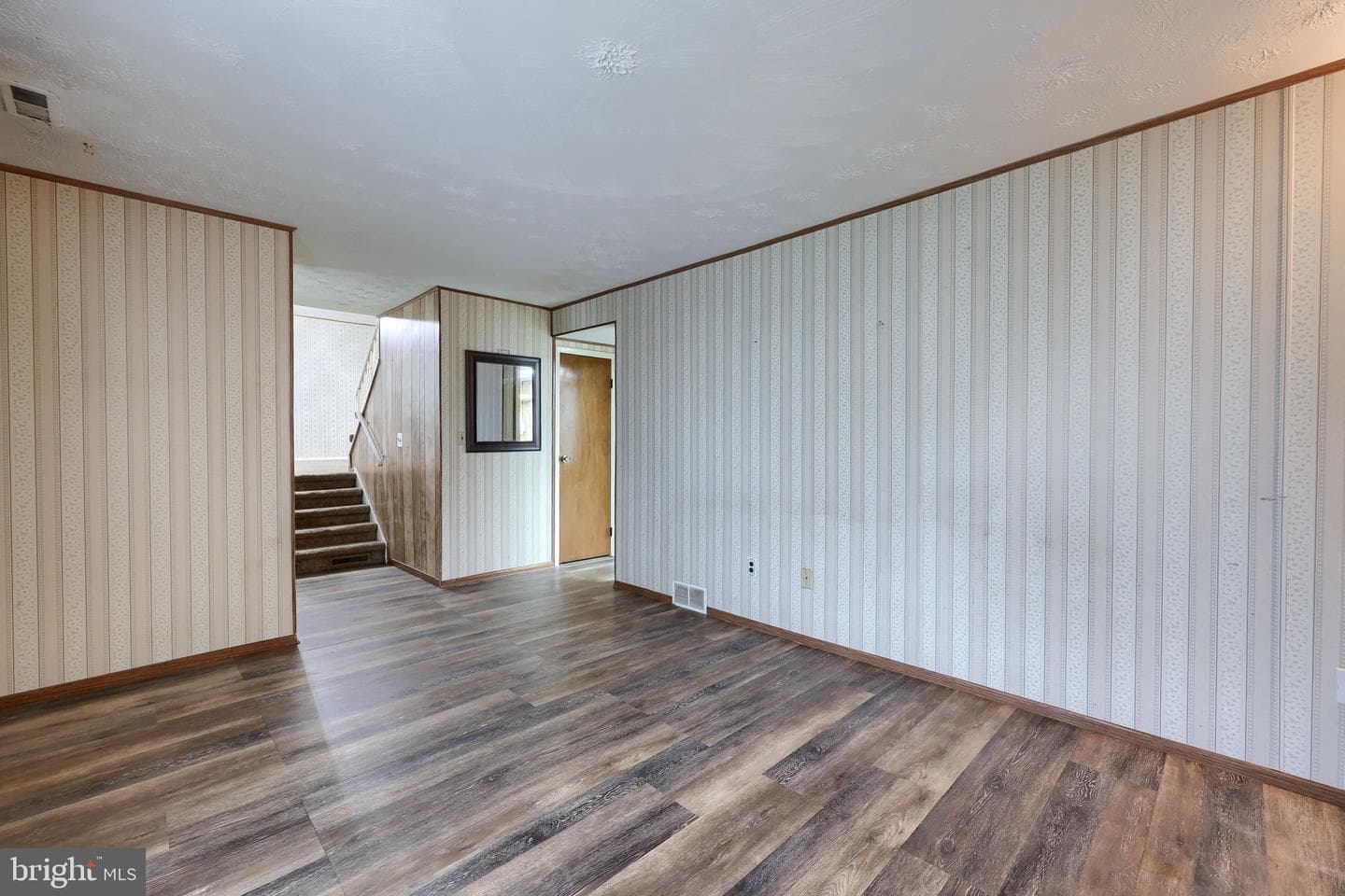 465 Moonflower Avenue photo 11