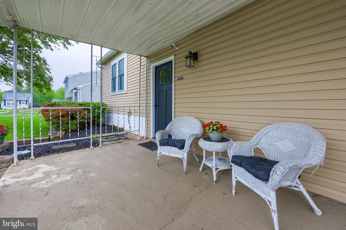 465 Moonflower Avenue photo 4