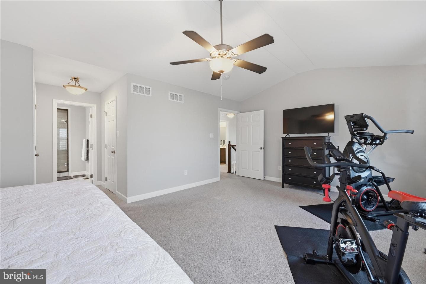 13 Stella Drive photo 28